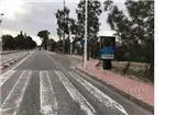 Mupi en la avenida principal de la urbanización La Alcayna, Molina de Segura